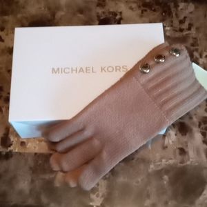 Michael Kors gloves 🧤